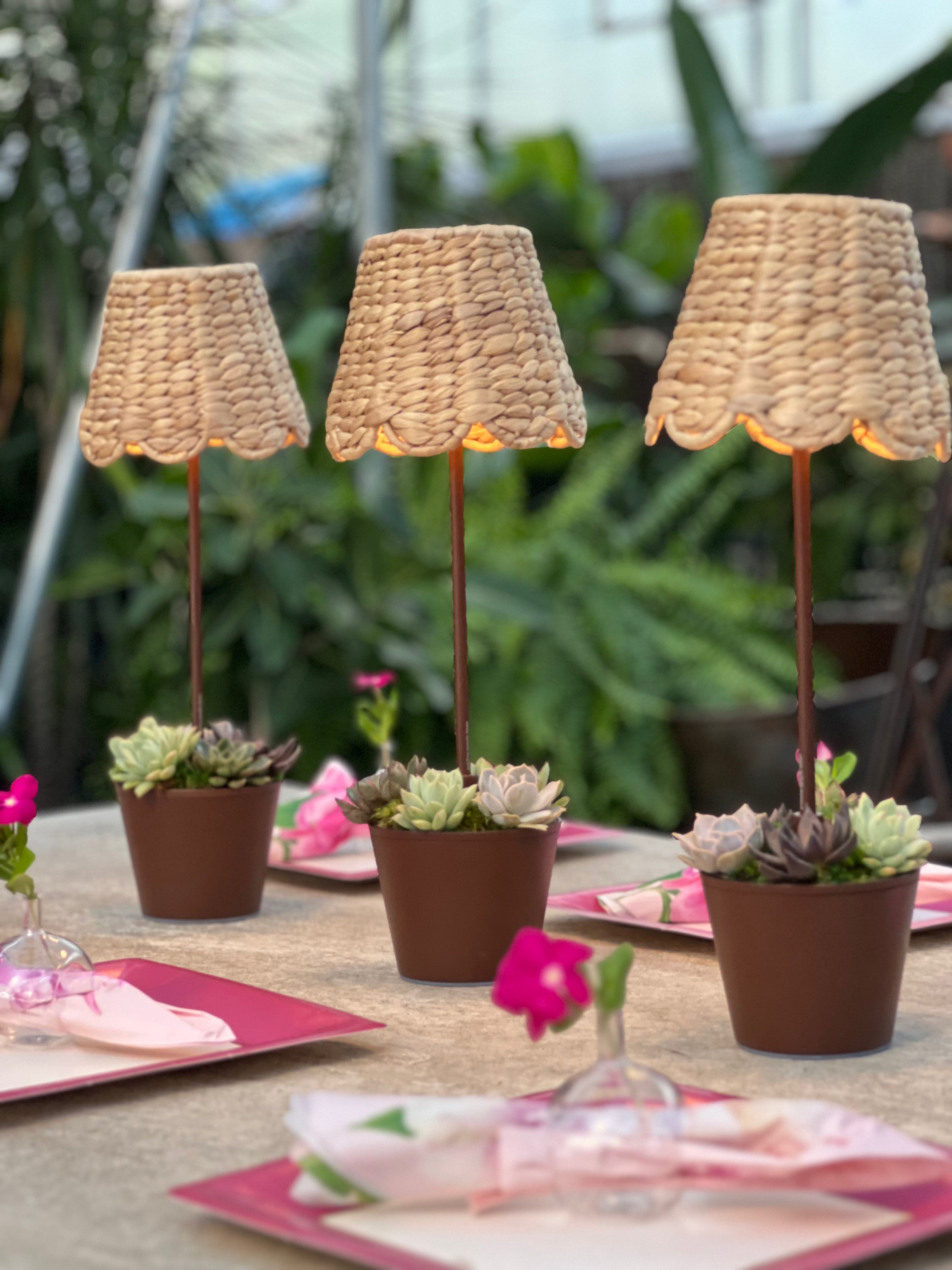 SCALLOPED WATER HYACINTH SHADE FOR POLDINA LAMP