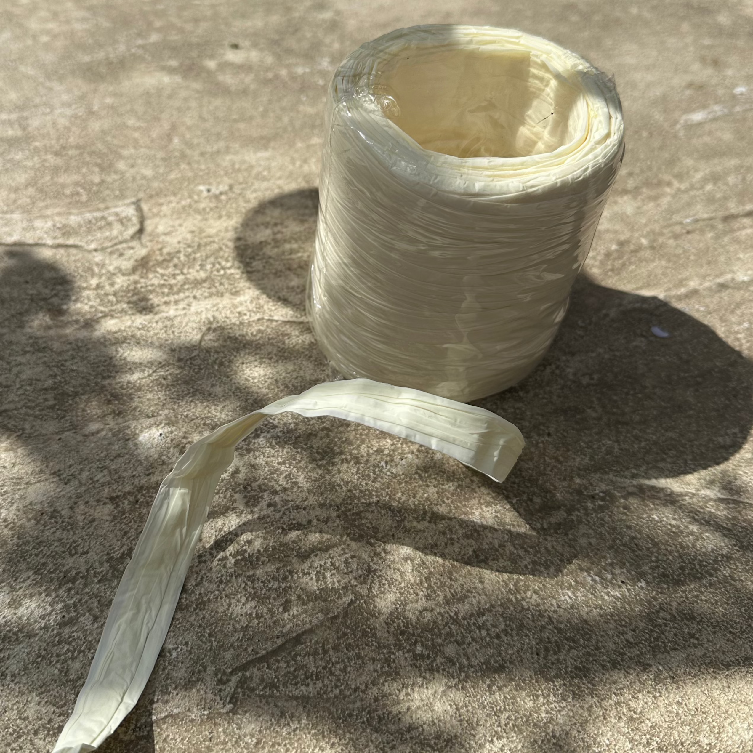 WATERPROOF RAFFIA-54 YDS