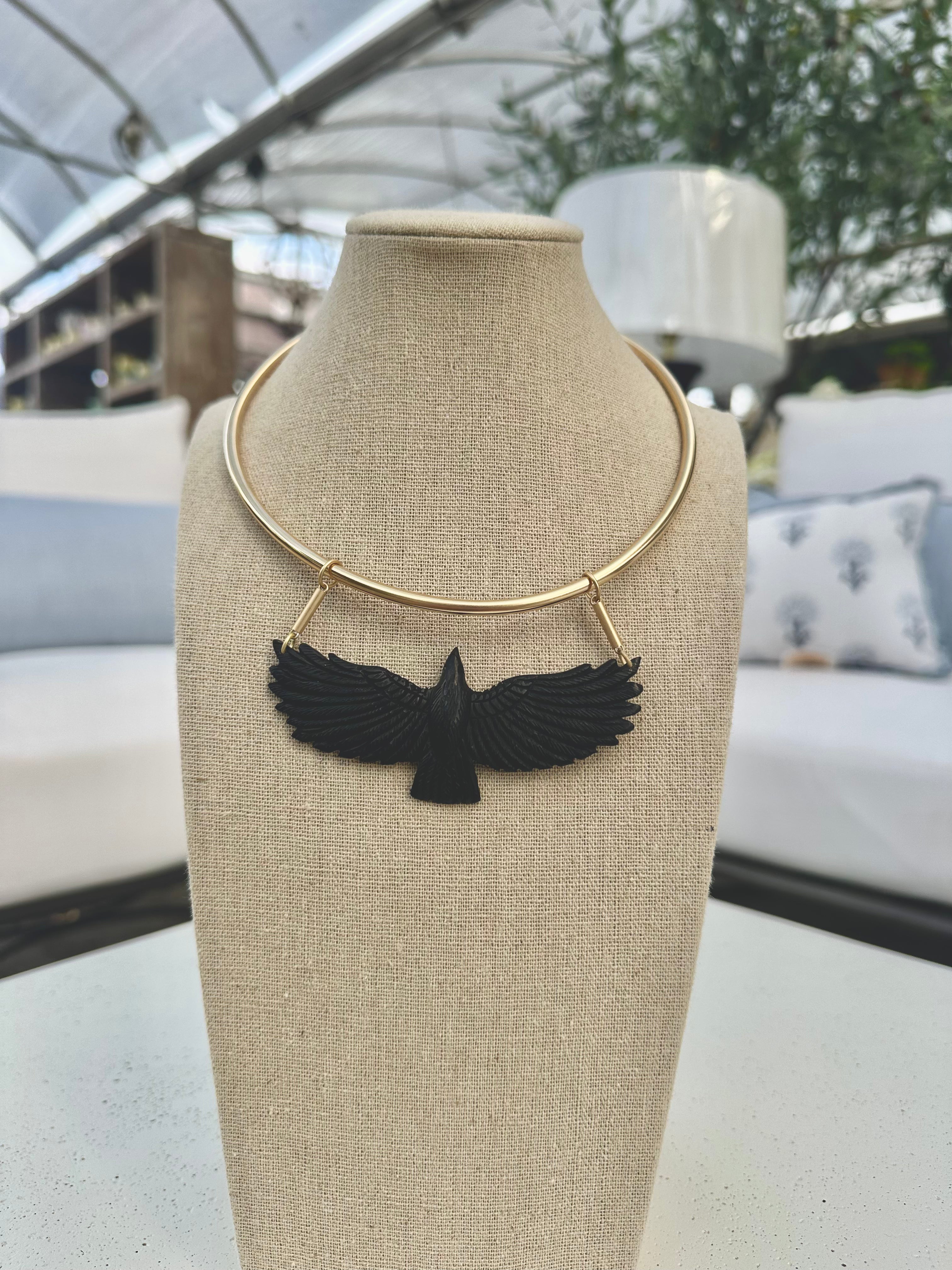 CARVED RAVEN COLLAR