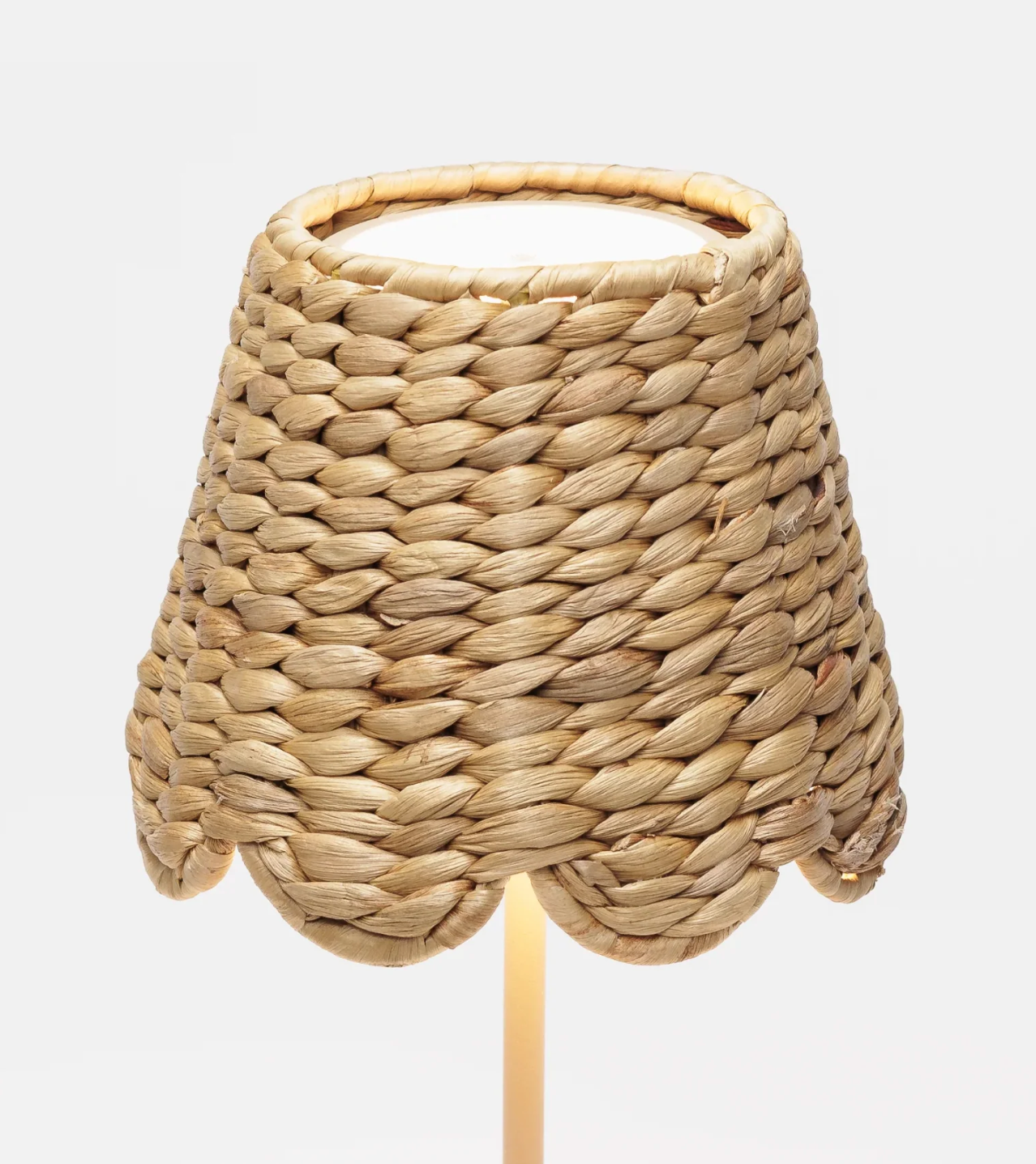 SCALLOPED WATER HYACINTH SHADE FOR POLDINA LAMP