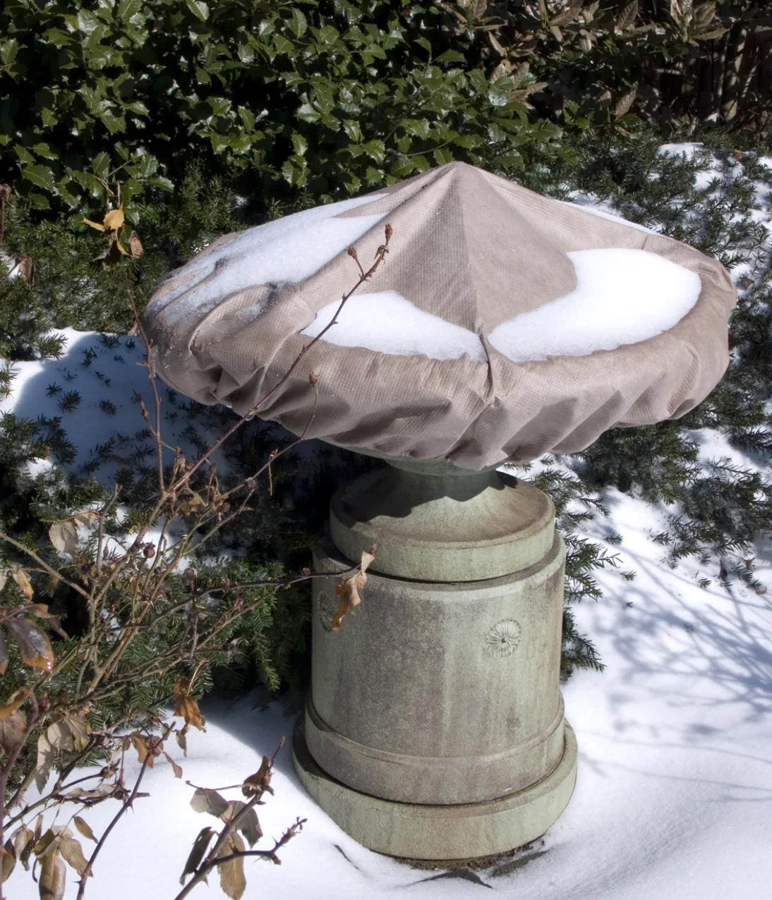 MEDIUM FOUNTAIN COVER