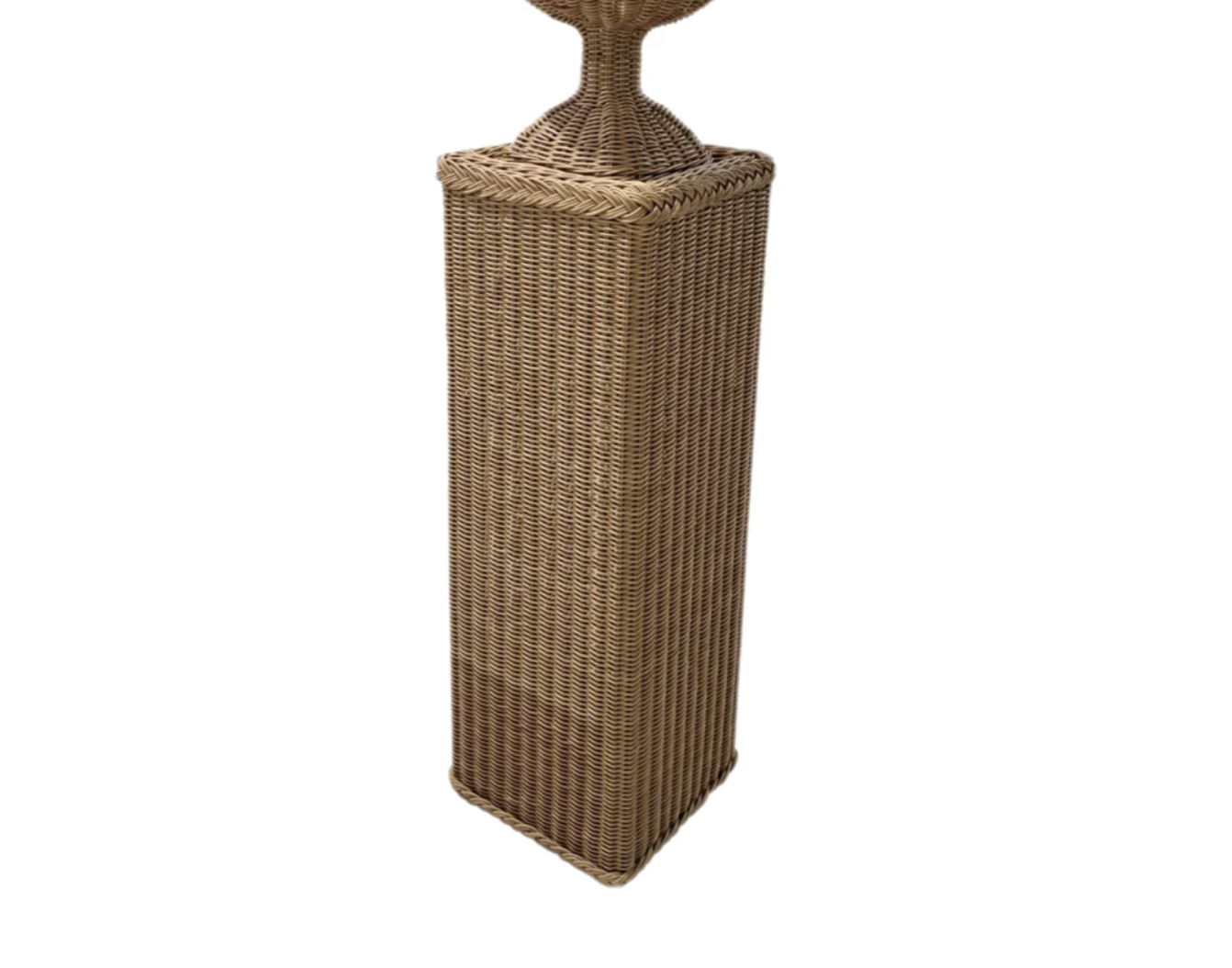 OUTDOOR BRAIDED PEDESTAL