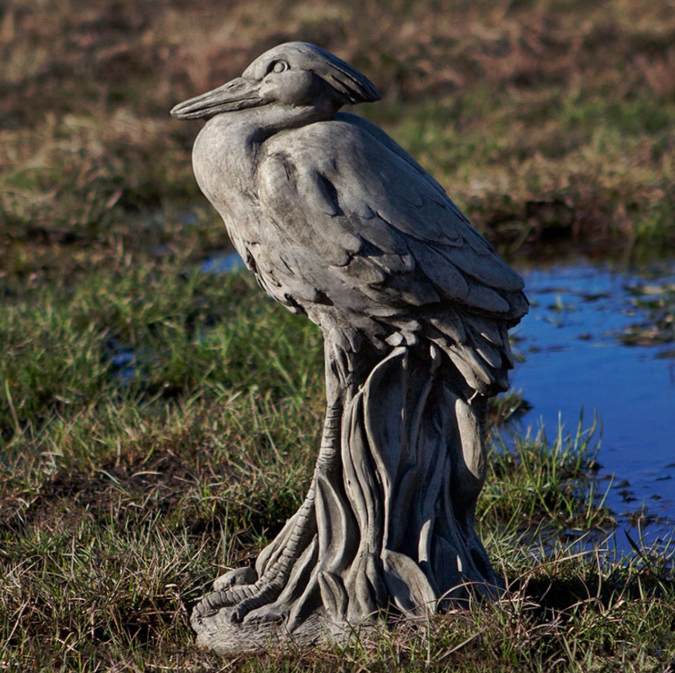 EGRET STATUE
