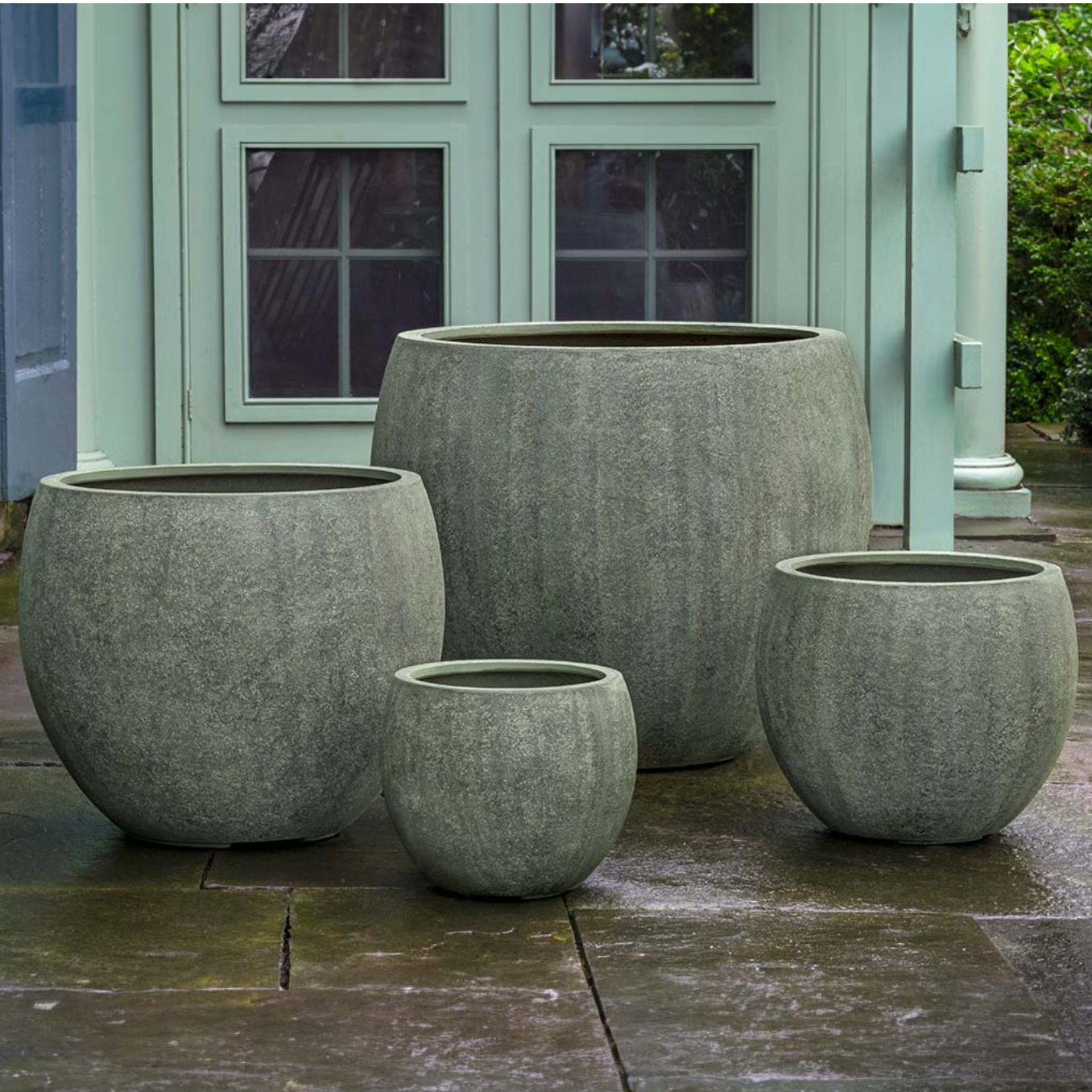 YORK PLANTER-VERDIGRIS LITE